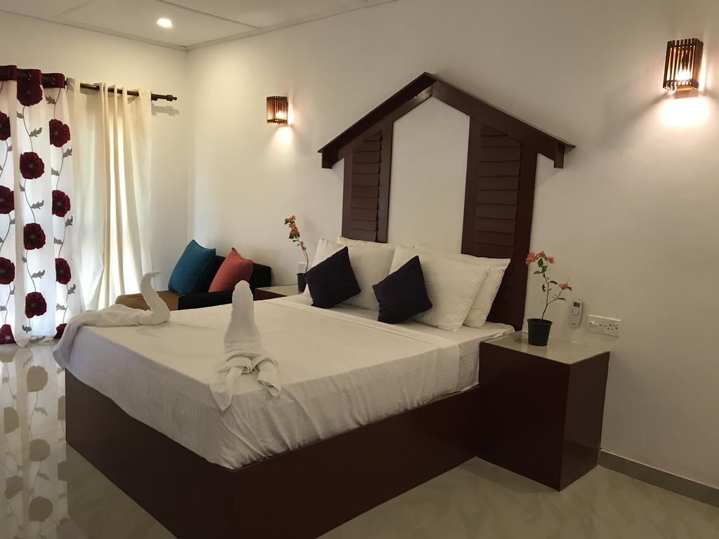 Sunshine Resort & Spa Sigiriya Exteriör bild